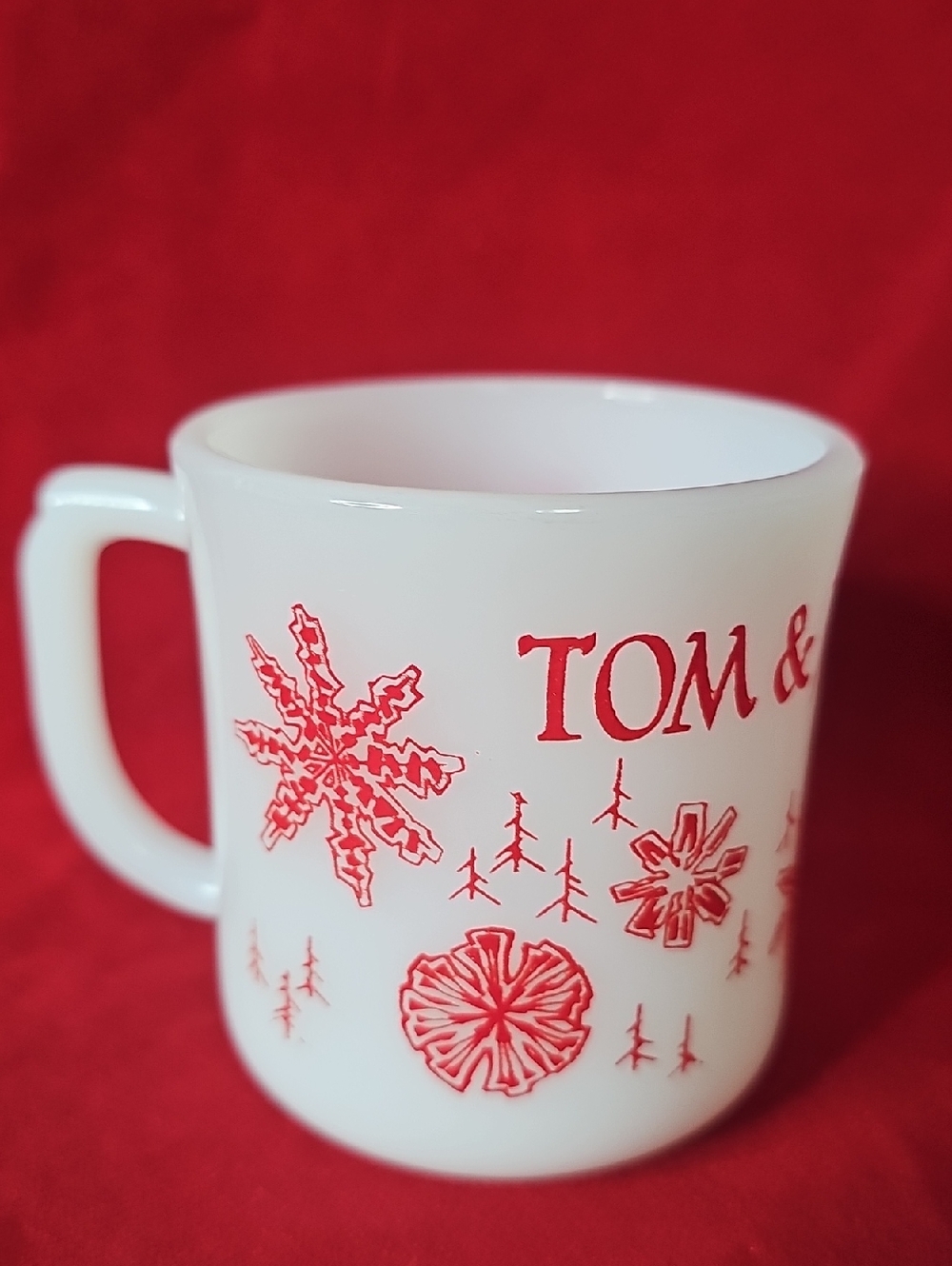 Vintage Fire King Tom & Jerry White Glass Holiday Mug with Red Snowflake Design - Picture 2 of 4